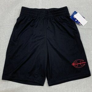 CHAMPION Little Boys "C" Outline Script Short Size 7